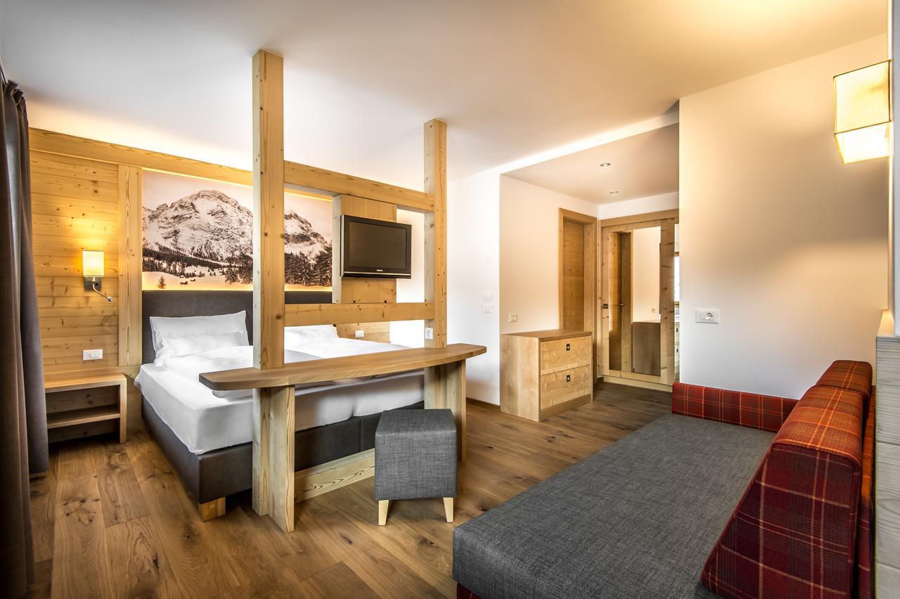 Garni Larix Hotel Colfosco Exterior foto